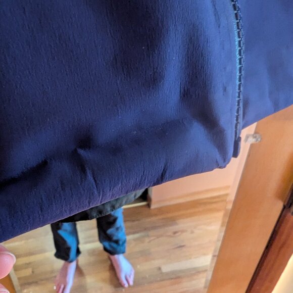 Arc'teryx Women's Alpha AR Jacket, Small, Blueish Purple - Picture 3 of 16